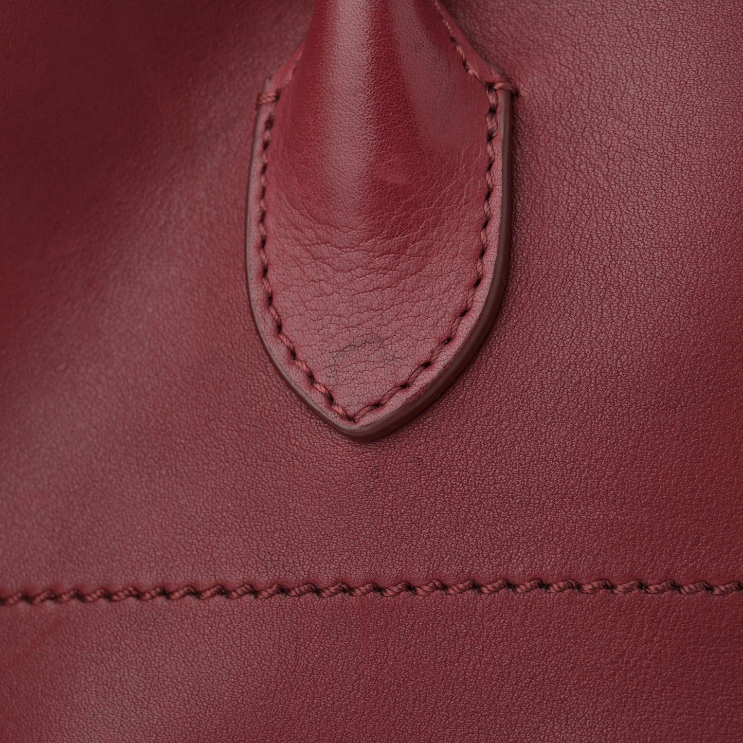 Polished Saddle Calfskin Soft Margaux 15 Amaranto