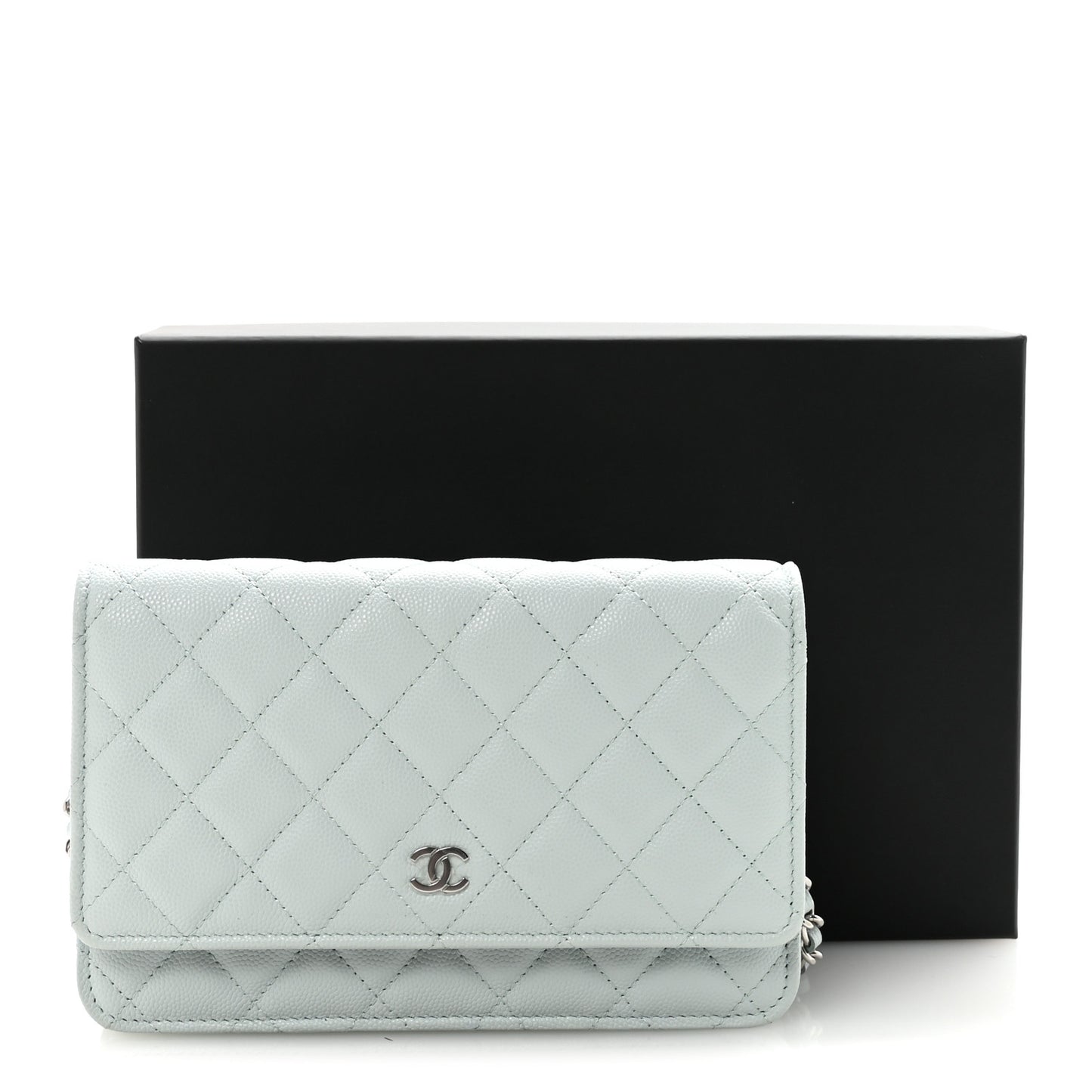 Caviar Quilted Wallet on Chain WOC Light Blue