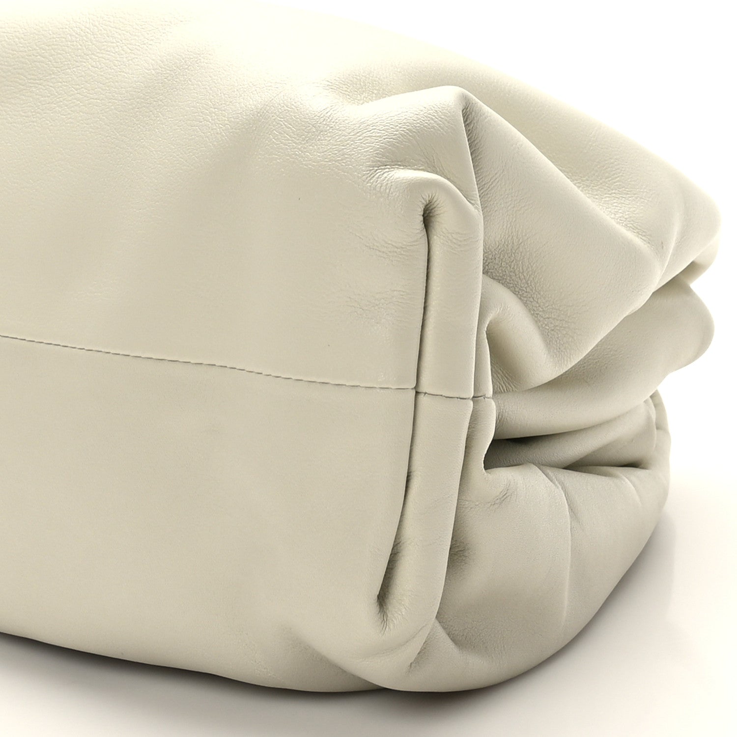Bottega Veneta Smooth Butter Calf The Pouch Oversized Clutch Plaster 8 of 8