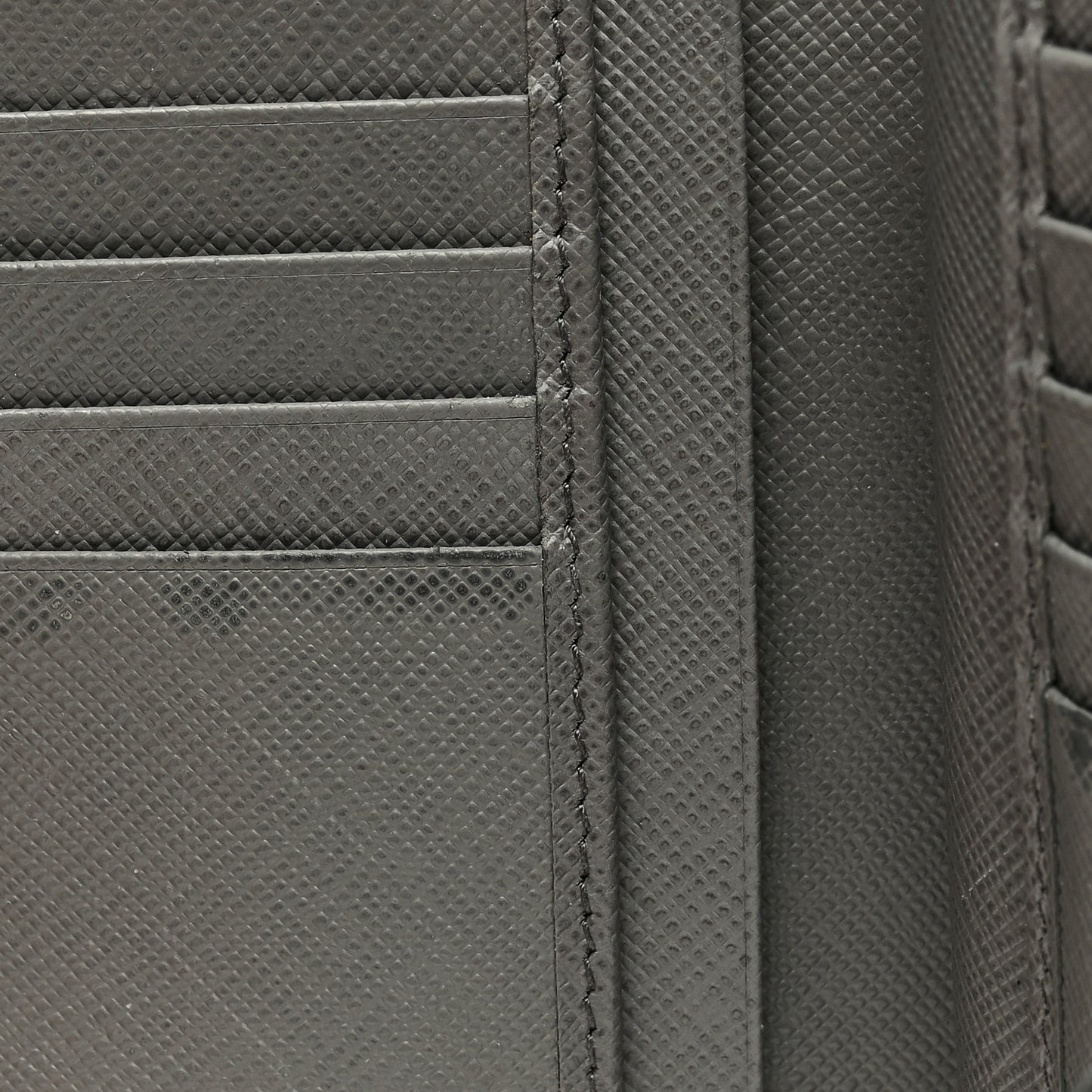 Saffiano Metal Compact Wallet Marmo