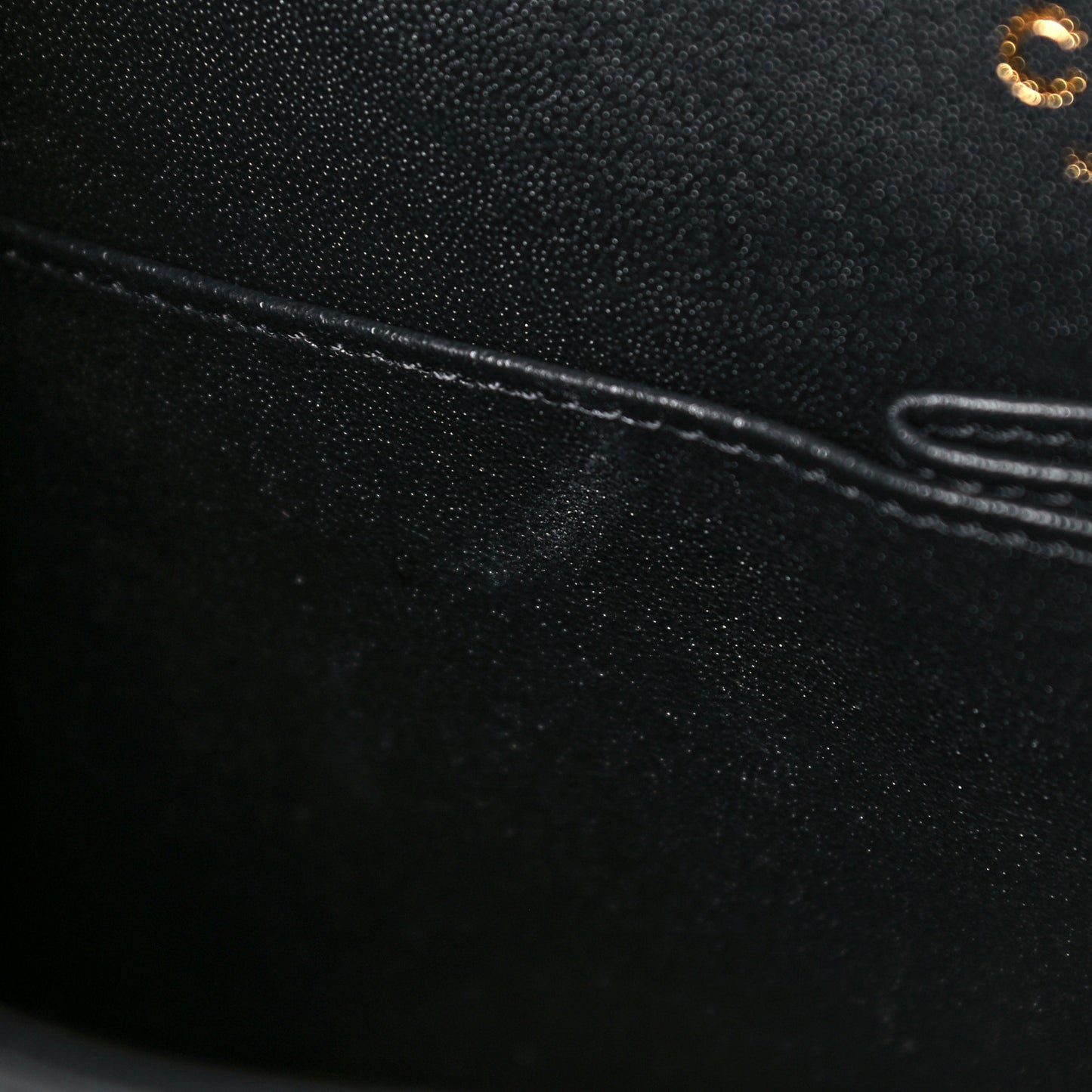 Calfskin Crocodile Embossed Graffiti 2.55 Cocodile Reissue 225 Flap Black Gold