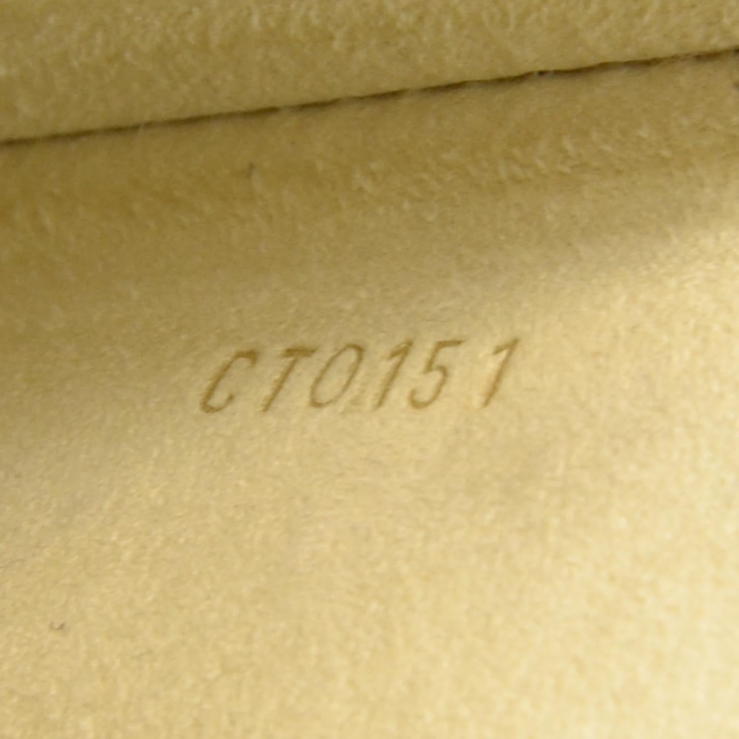 Louis Vuitton Monogram iPad Case 7 of 7