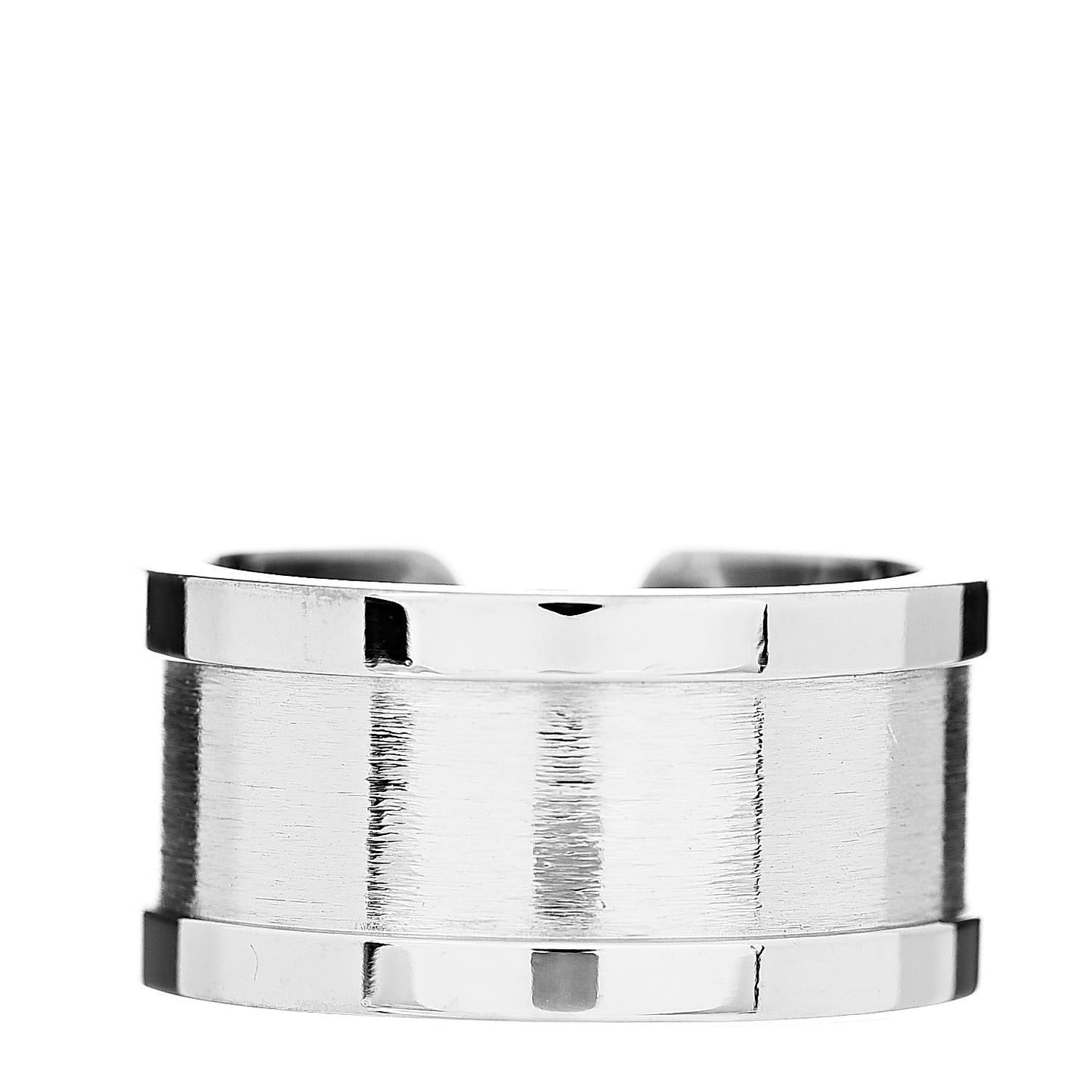 18K White Gold Diamond 10mm Logo De Ring 52 6