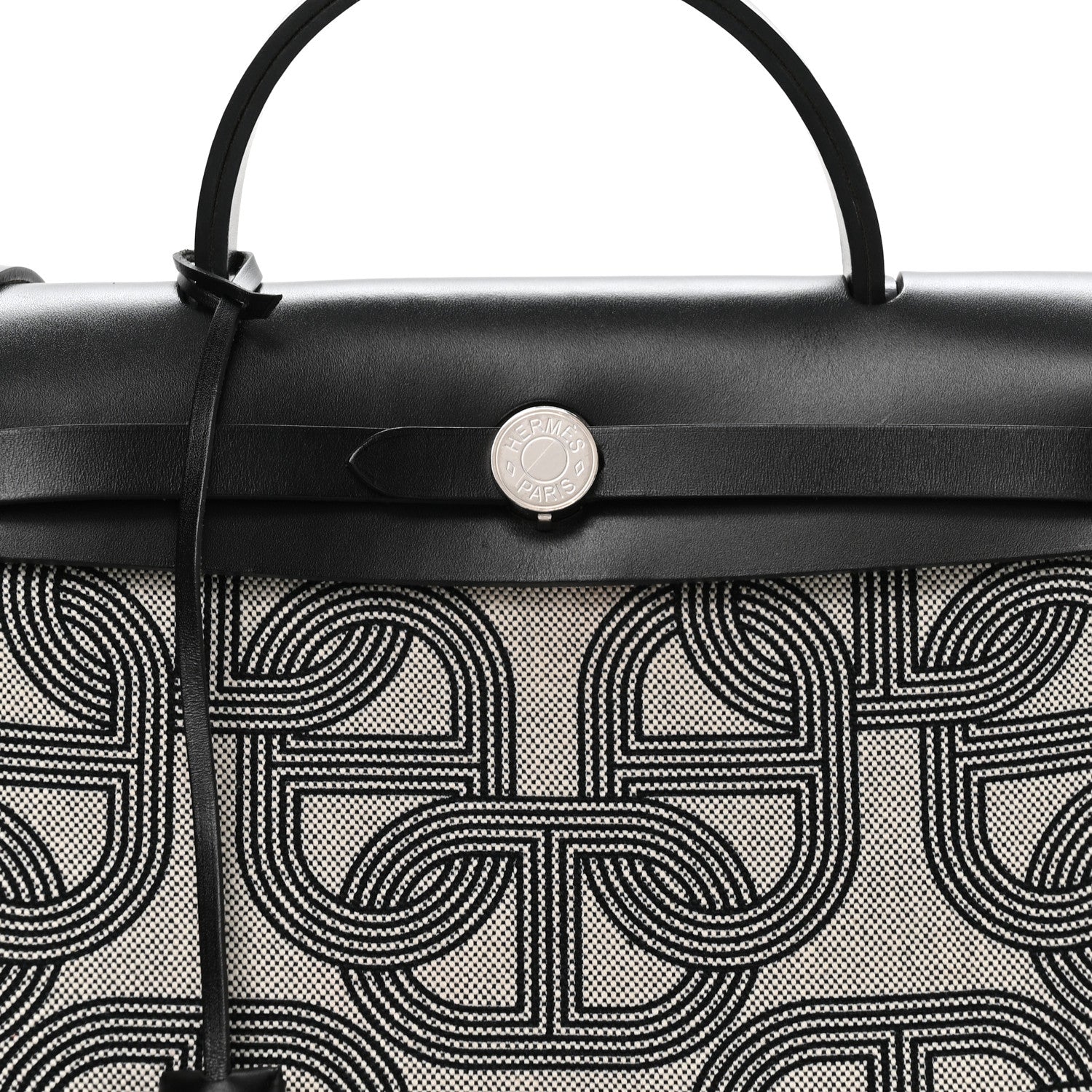 Hermes Vache Hunter Toile Chaine D'Ancre Herbag Zip Retourne 31   PM Ecru Black 8 of 10