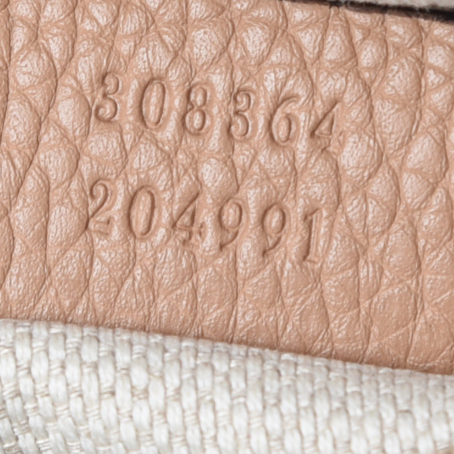 Pebbled Calfskin Small Soho Disco Bag Camelia