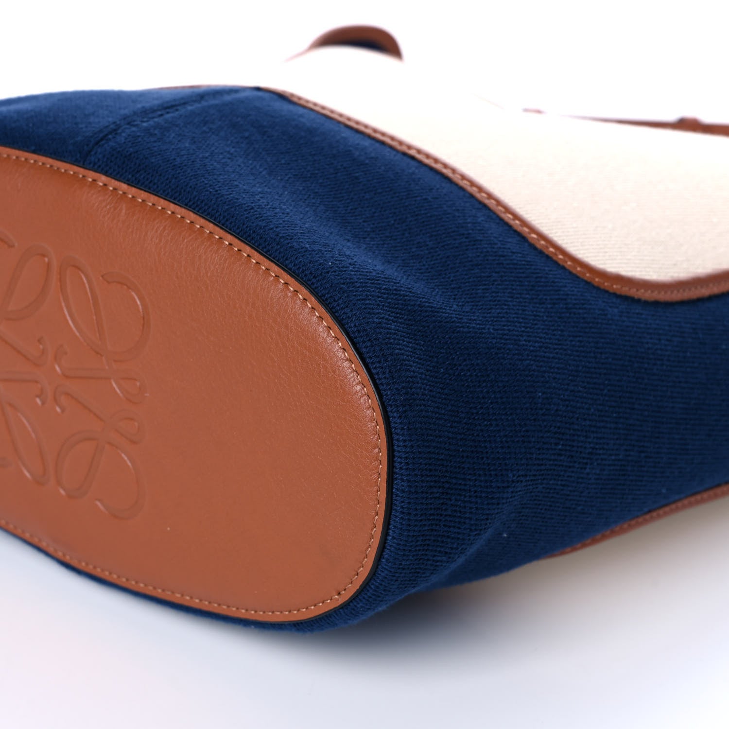 Loewe Canvas Paulas Ibiza Colorblock Balloon Hobo Navy Ecru 8 of 8