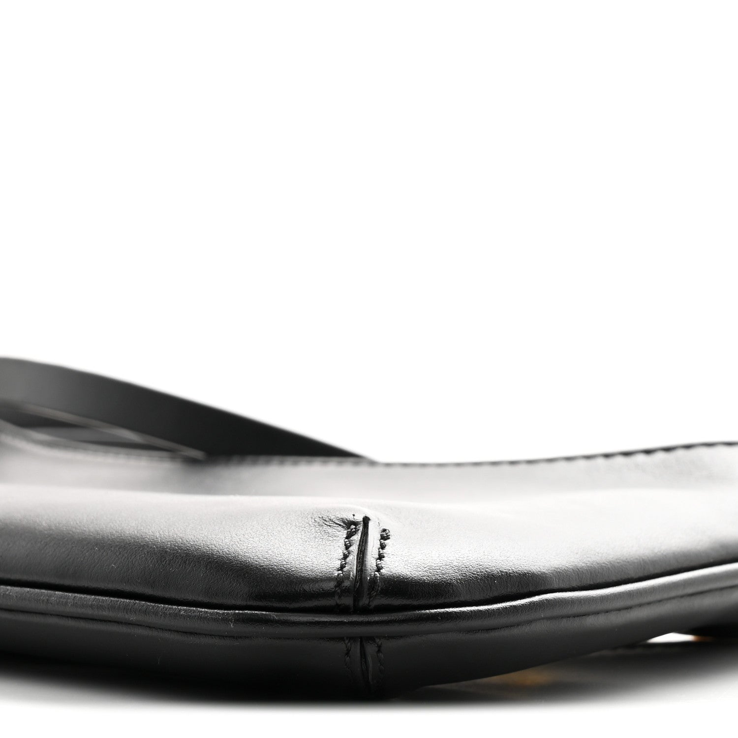 Jacquemus Smooth Calfskin Le Bisou Perle Black 9 of 9