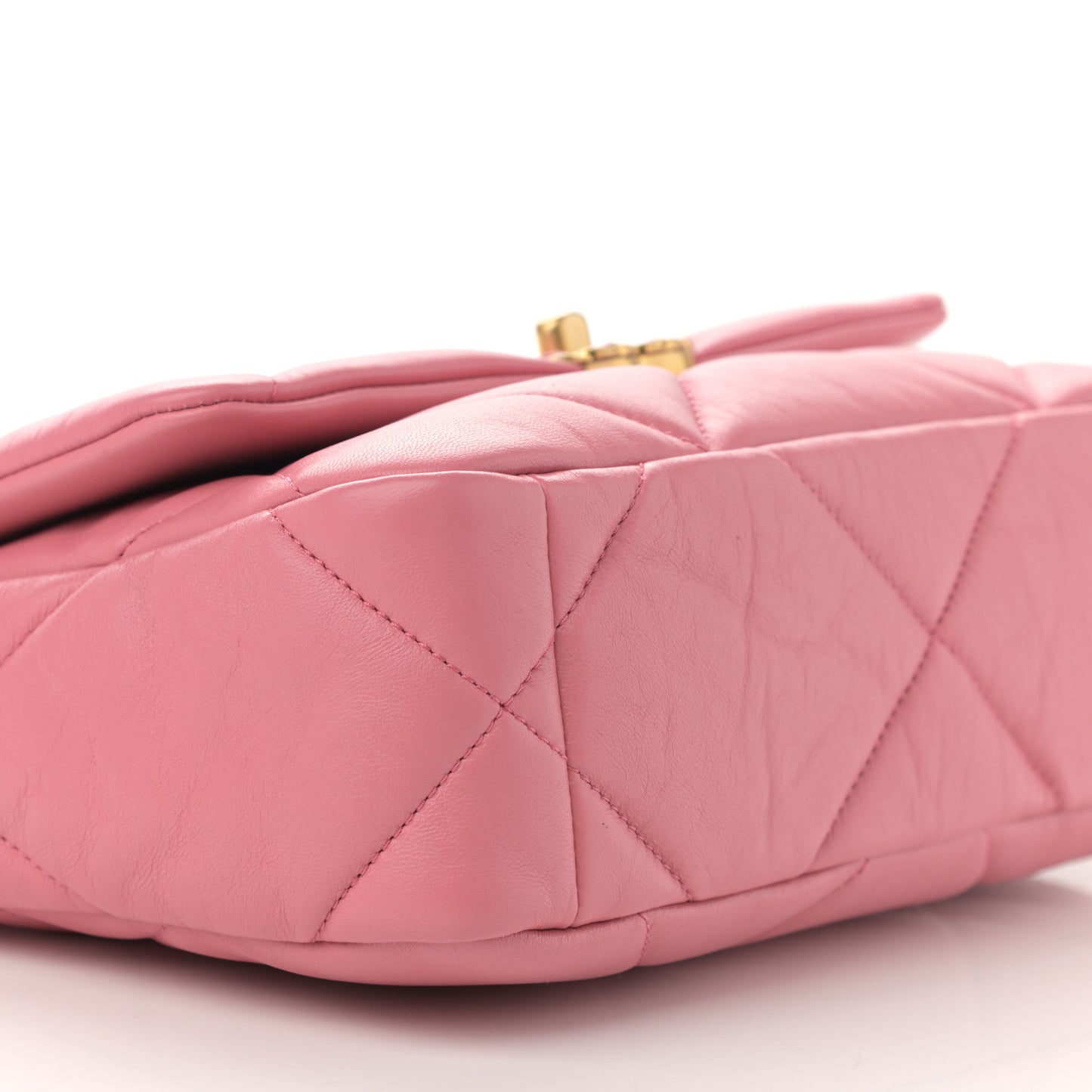 Lambskin Quilted Medium Chanel 19 Flap Pink
