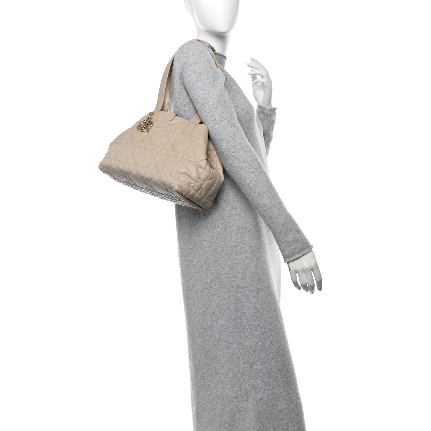 Calfskin Macrocannage Medium Toujours Powder Beige