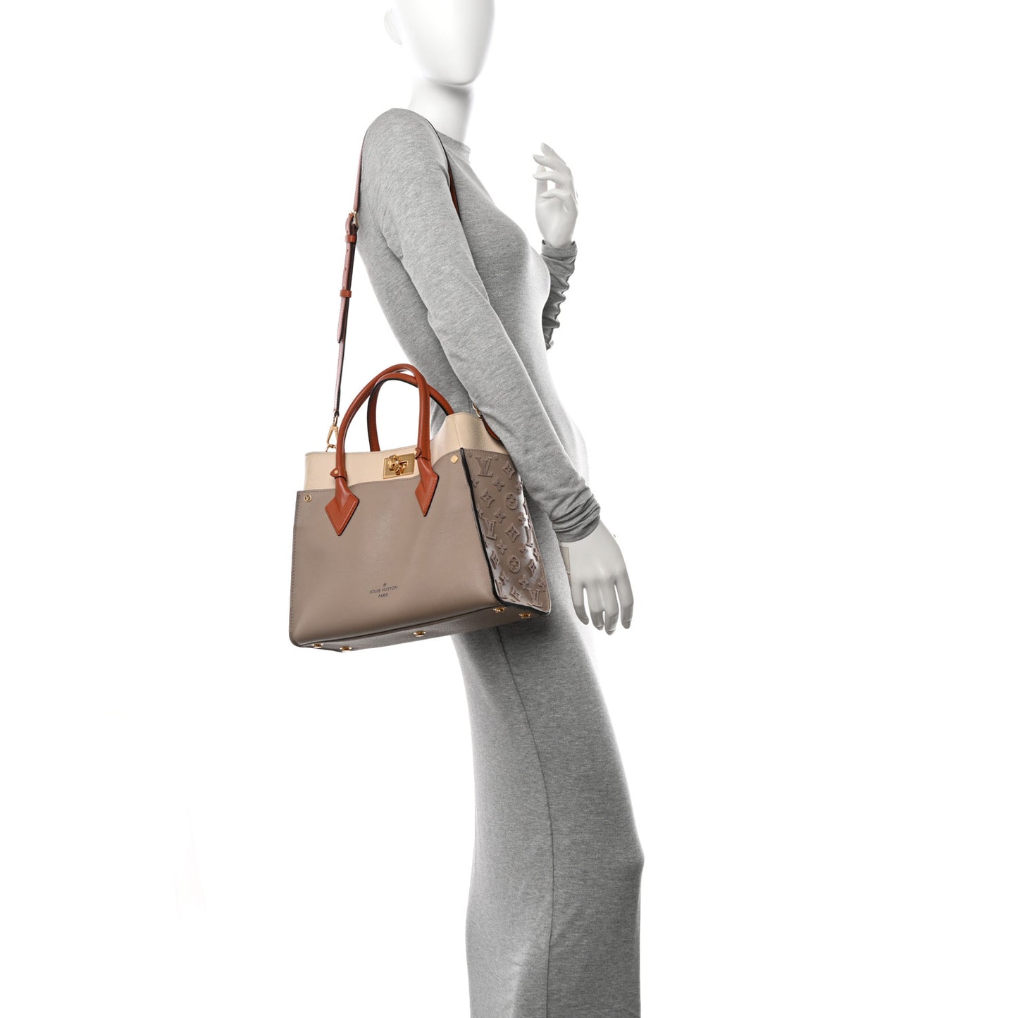 Calfskin Monogram Tufting On My Side Galet