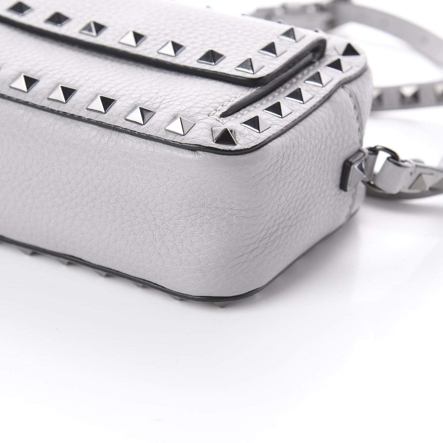 Grained Calfskin Small Rockstud Flap Pocket Camera Crossbody Bag Pastel Grey