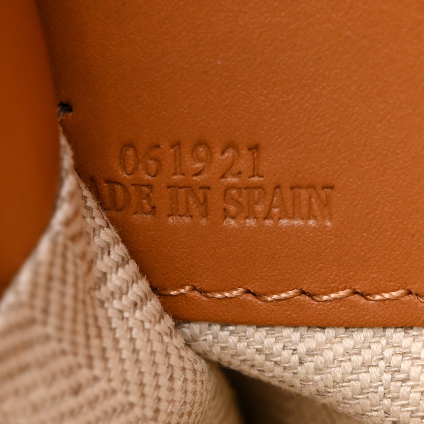 Grained Calfskin Cushion Tote Tan