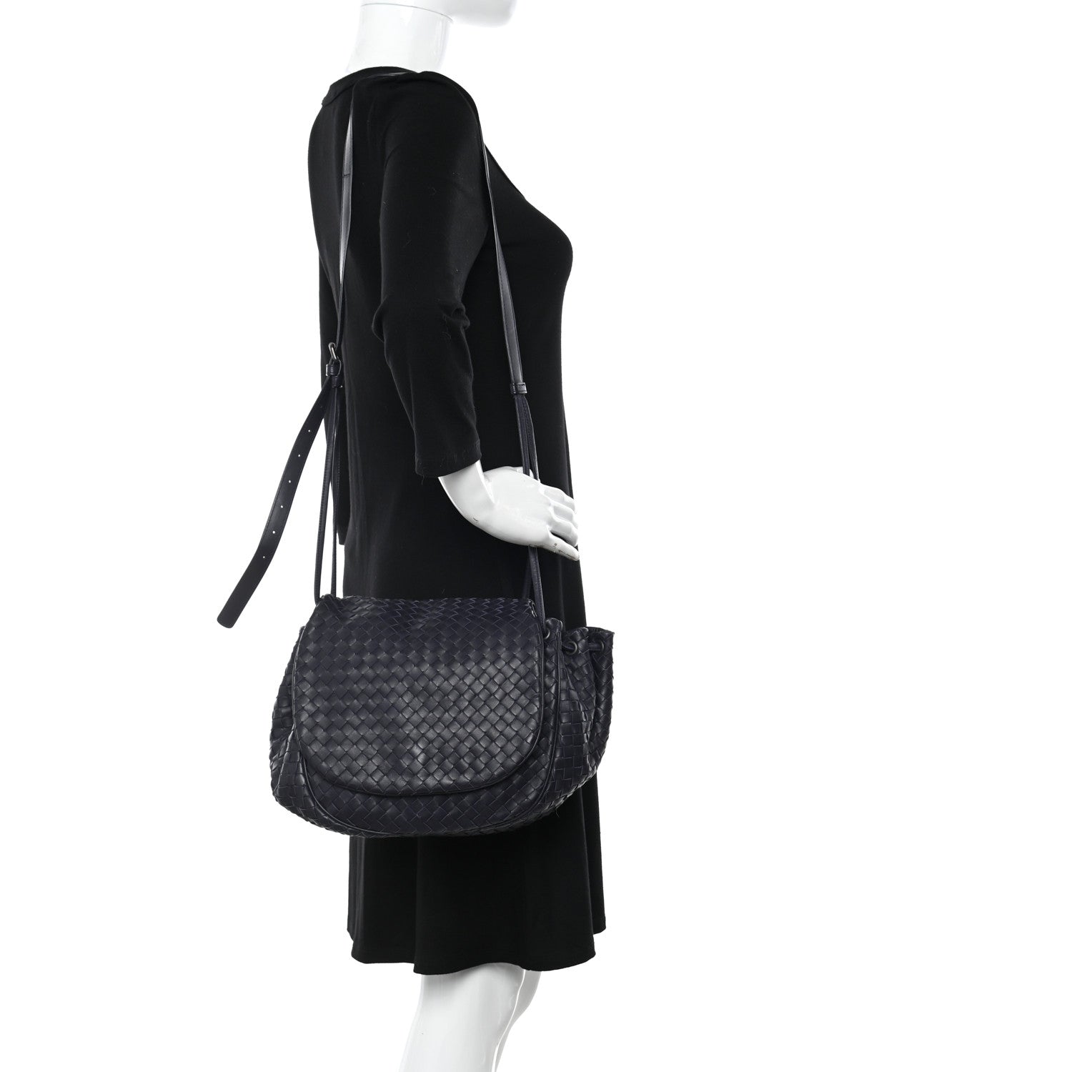 Bottega Veneta Nappa Intrecciato Messenger Ink 2 of 12