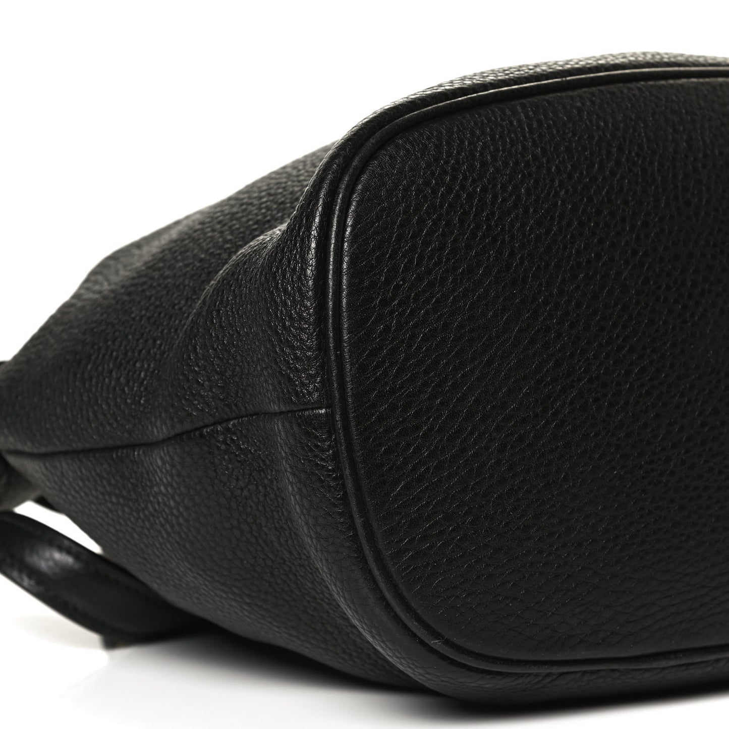 Vitello Daino Bucket Bag Black