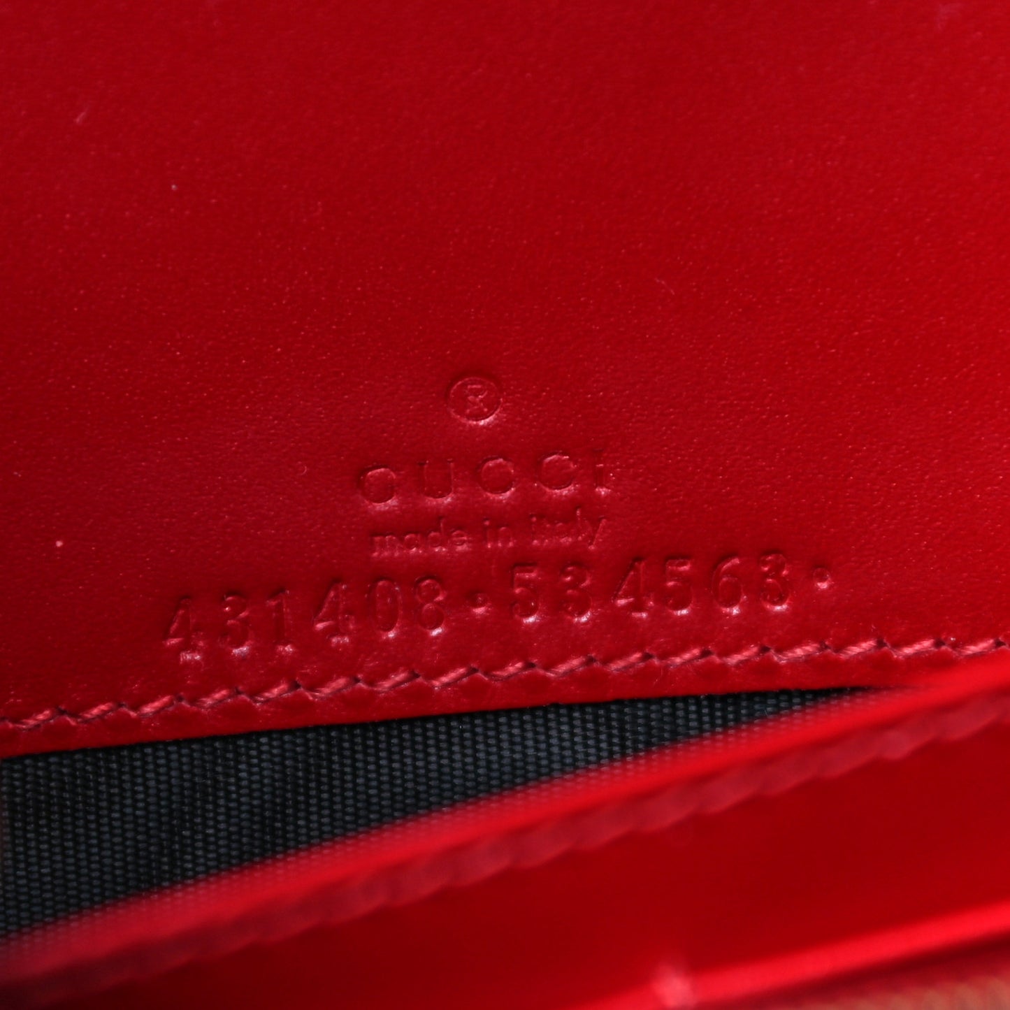 Guccissima Signature Bowy Chain Wallet Hibiscus Red