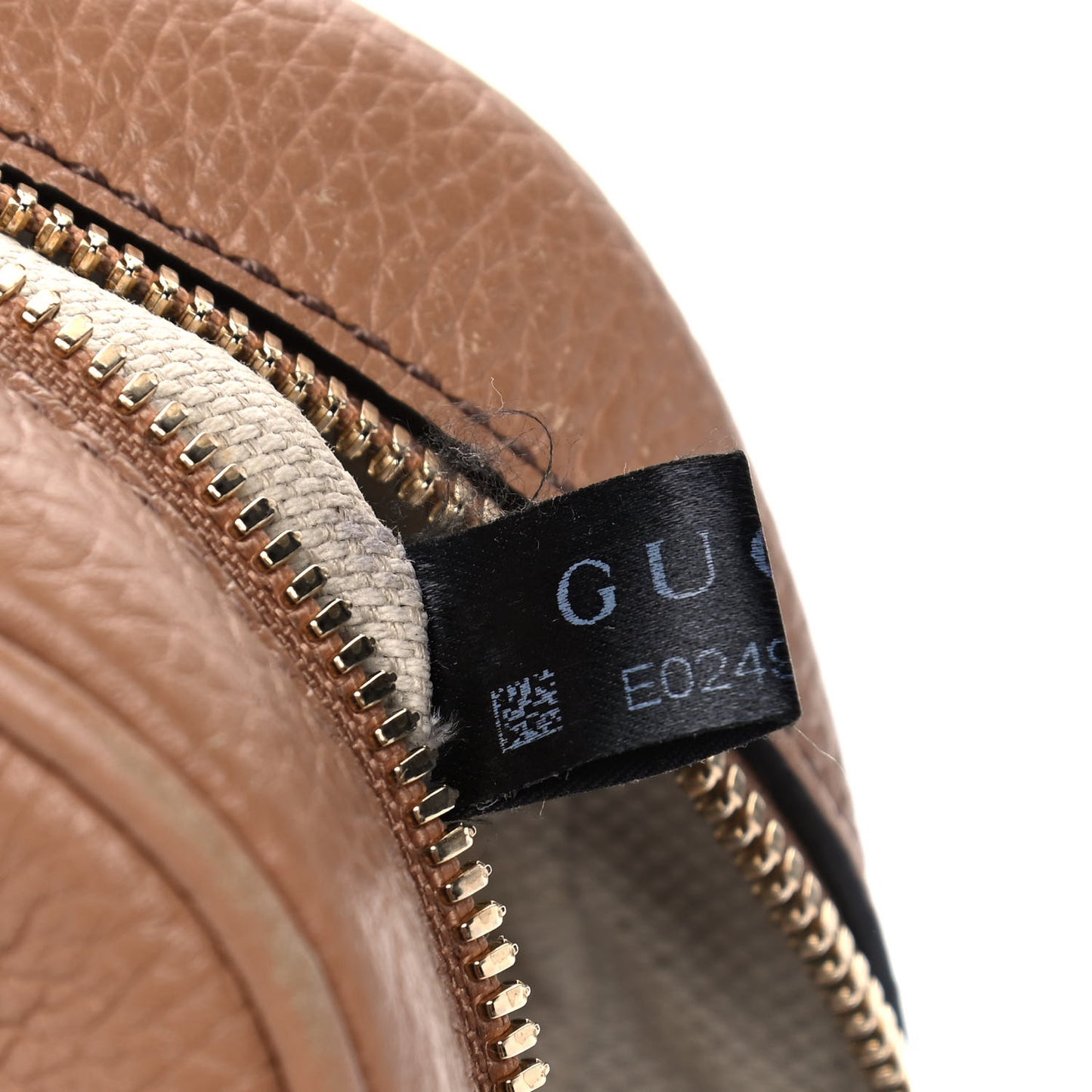 Pebbled Calfskin Small Soho Disco Bag Camelia