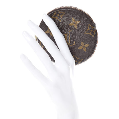 Louis Vuitton Monogram Round Coin Purse 2 of 7