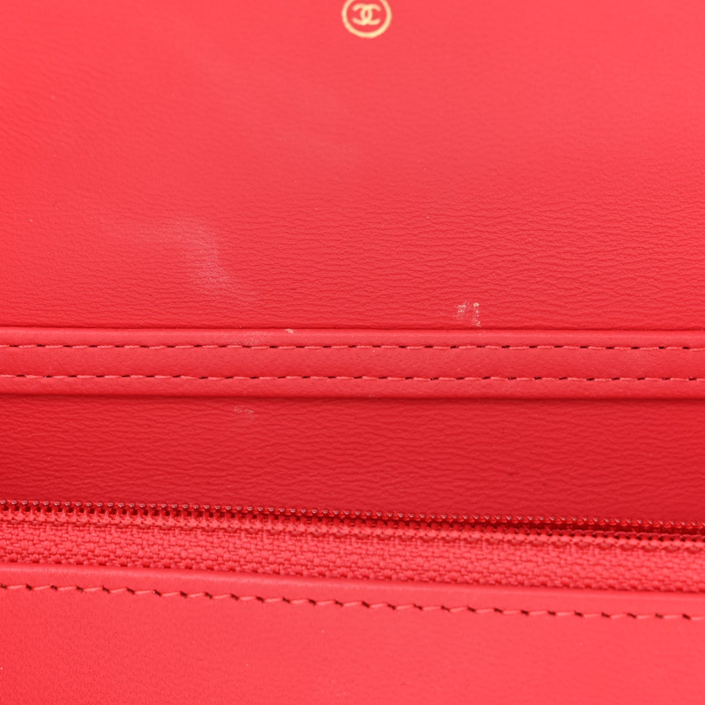 Lambskin Quilted CC Pearl Crush Wallet on Chain WOC Red
