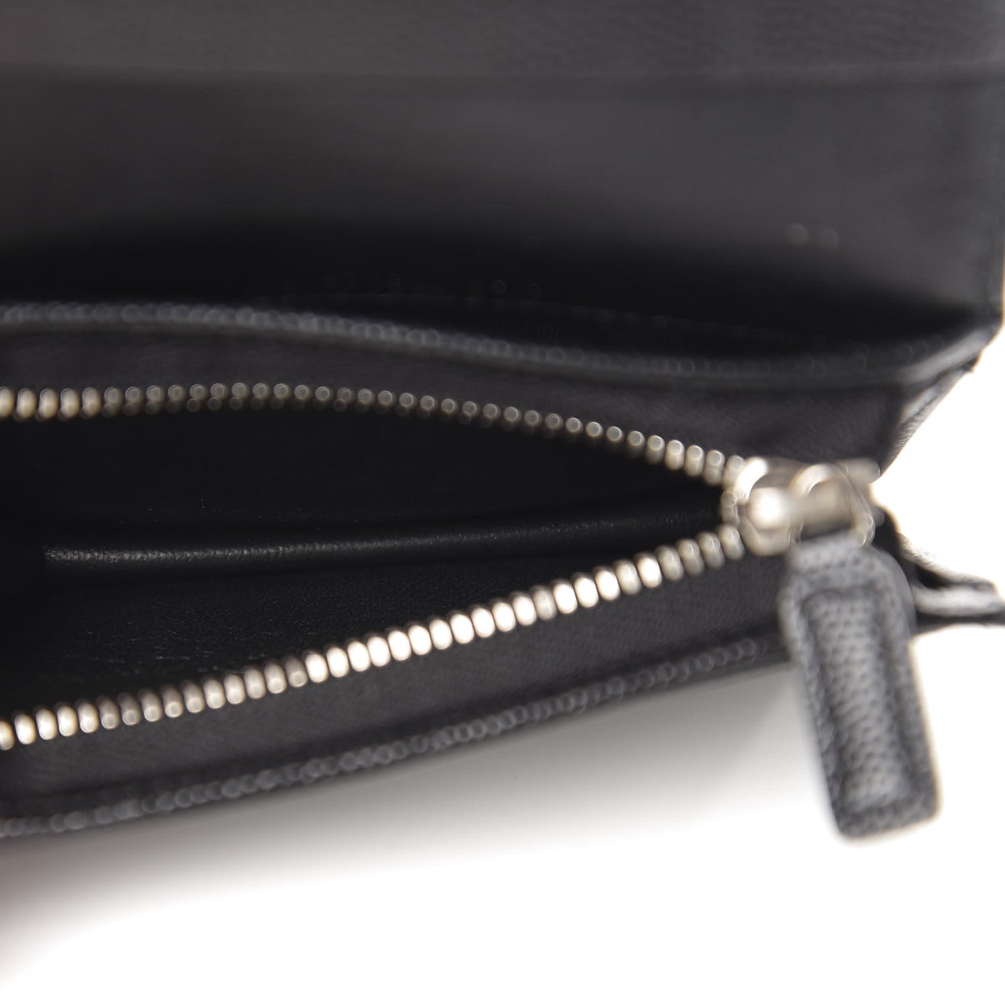 Grain De Poudre Matelasse Chevron Monogram Card Case Black