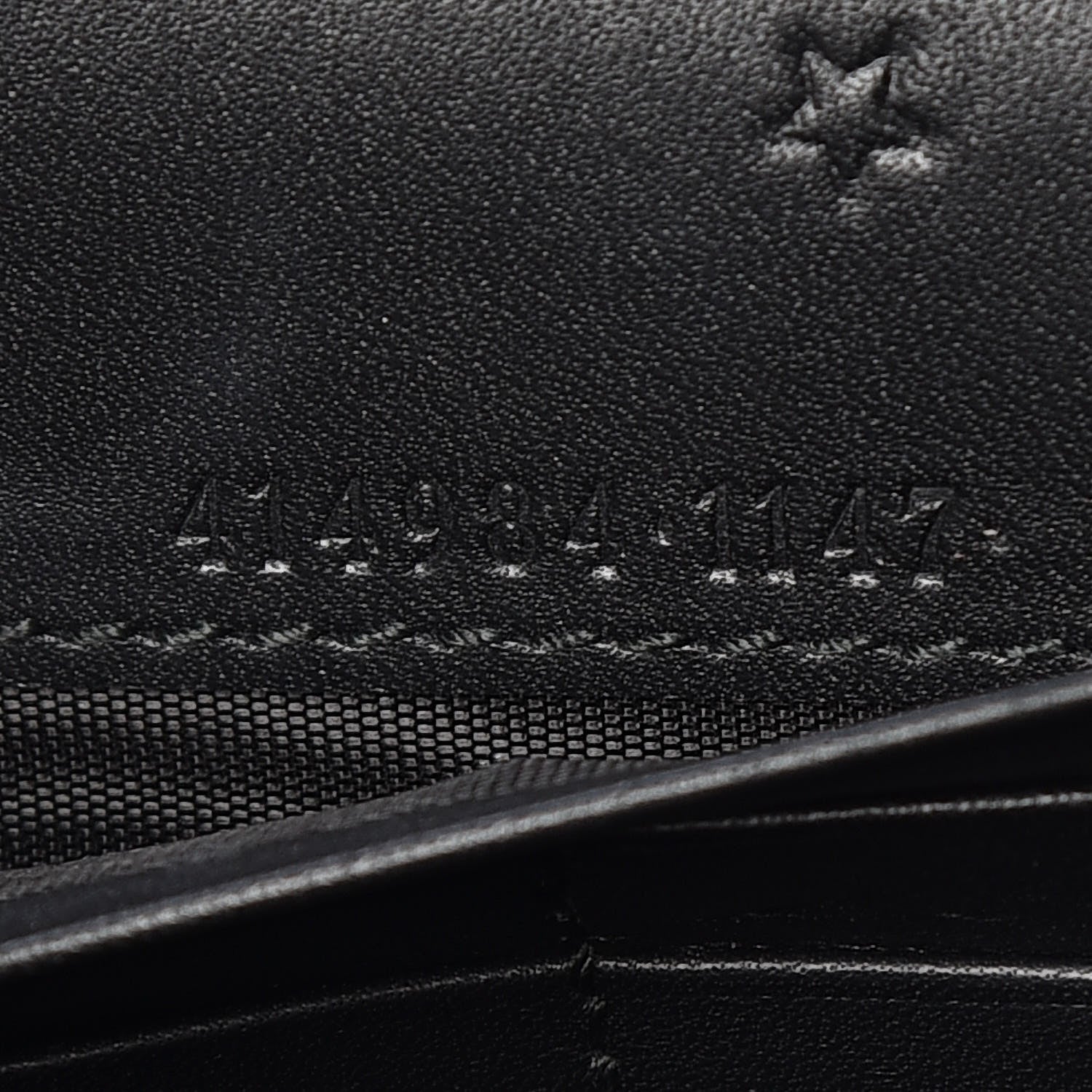 Gucci Calfskin Animalier Chain Wallet Black 9 of 14