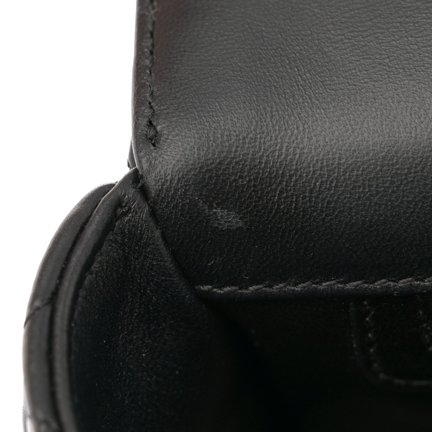 Calfskin Macrocannage Medium Caro Bag Black