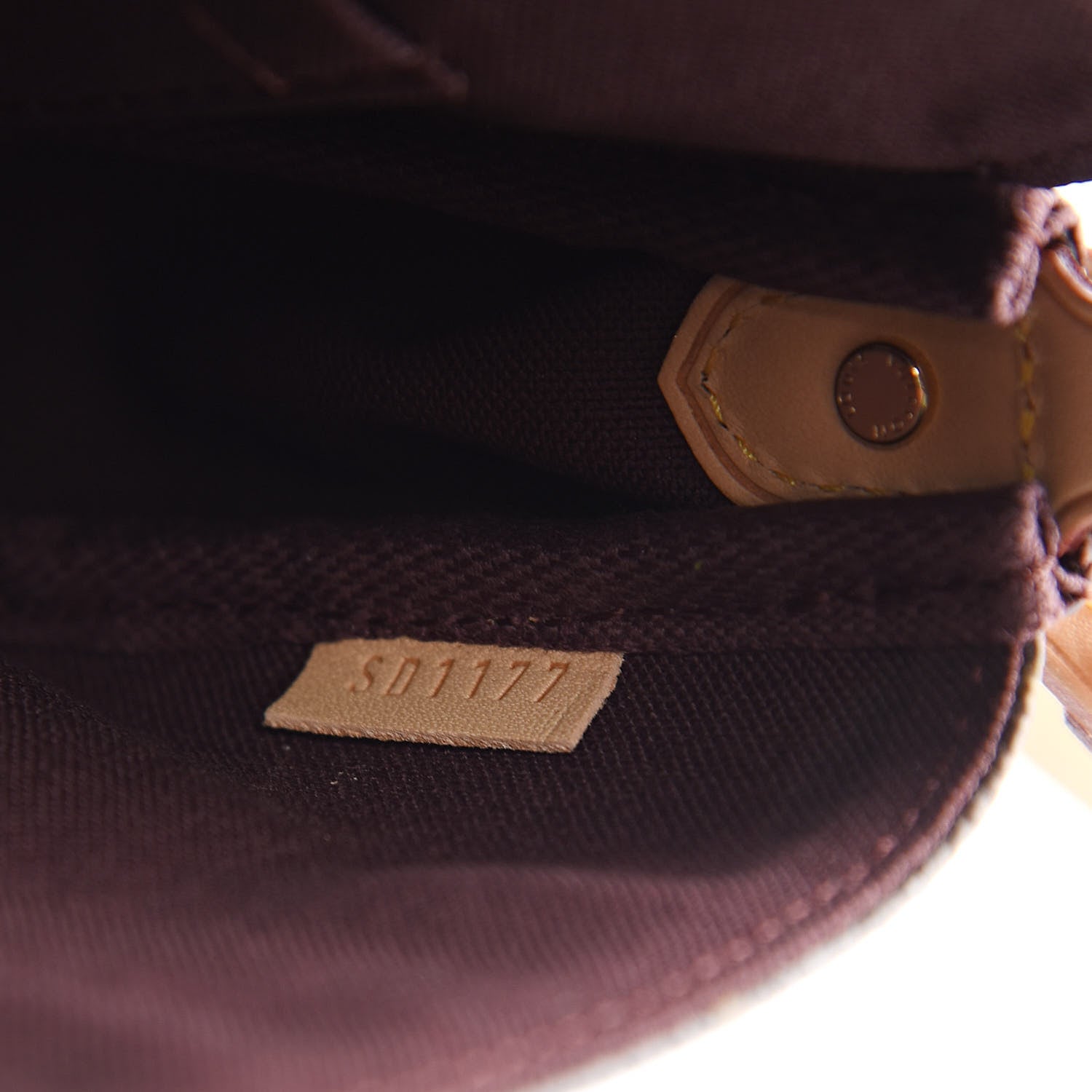 Louis Vuitton Monogram Favorite PM 8 of 12