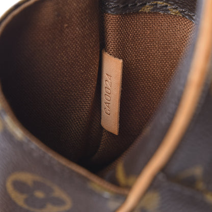 Louis Vuitton Monogram Pochette Gange 6 of 14