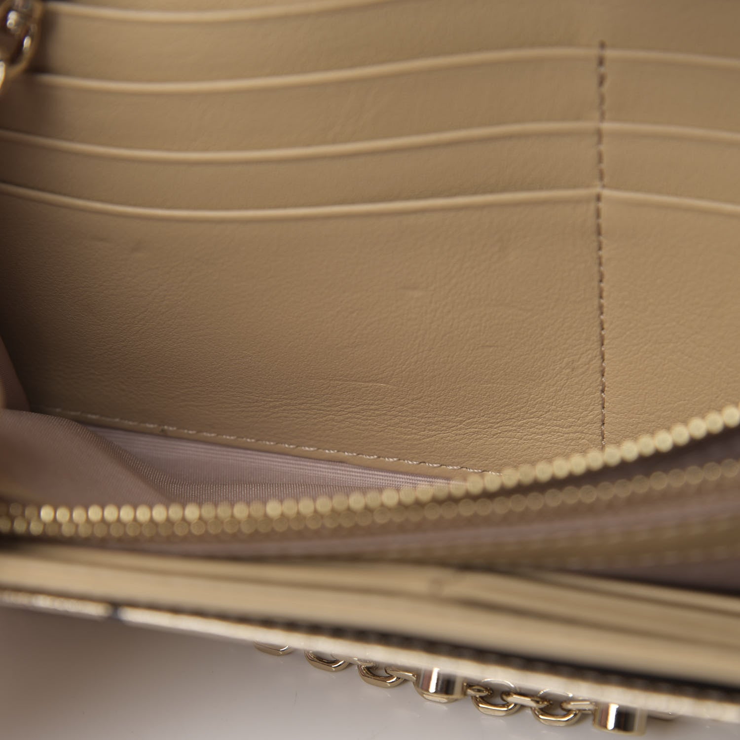 MCM Metallic Visetos Patricia Wallet On Chain Gold 12 of 13