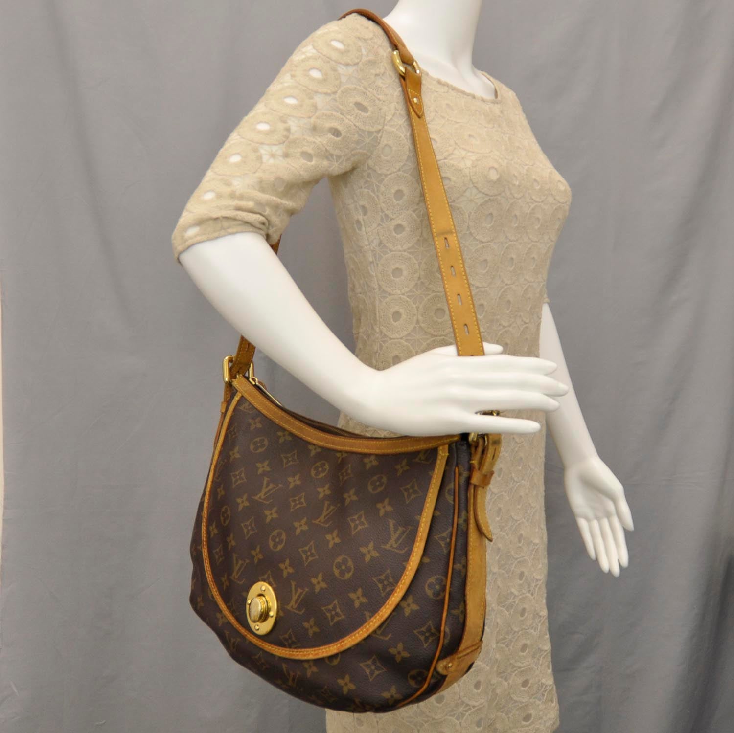 Louis Vuitton Monogram Tulum GM 2 of 7
