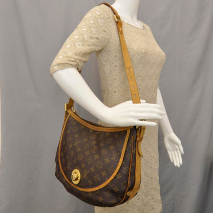 Louis Vuitton Monogram Tulum GM 2 of 7