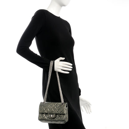 Chanel Metallic Aged Calfskin 2.55 Reissue 224 Flap Green 2 of 8