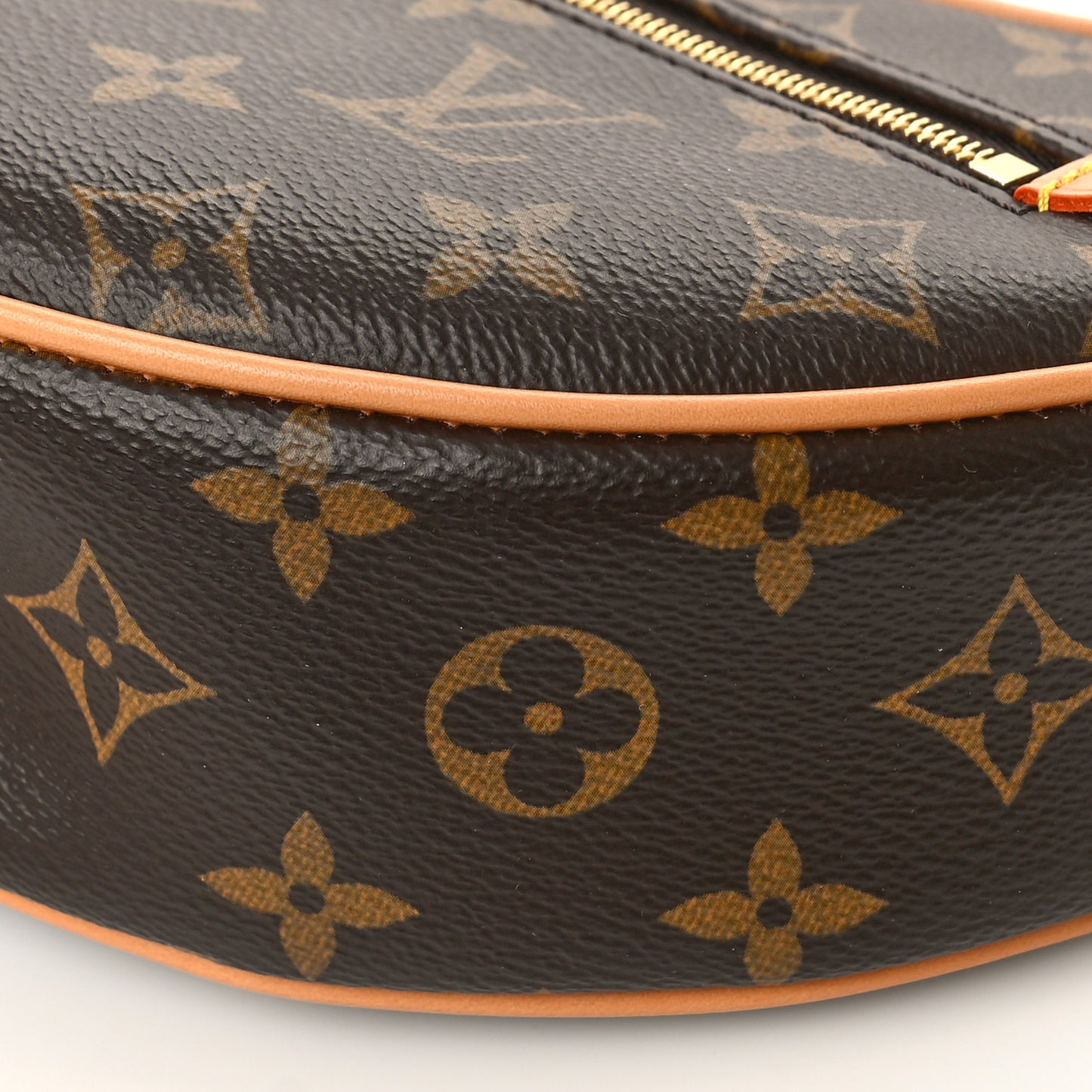 Monogram Loop