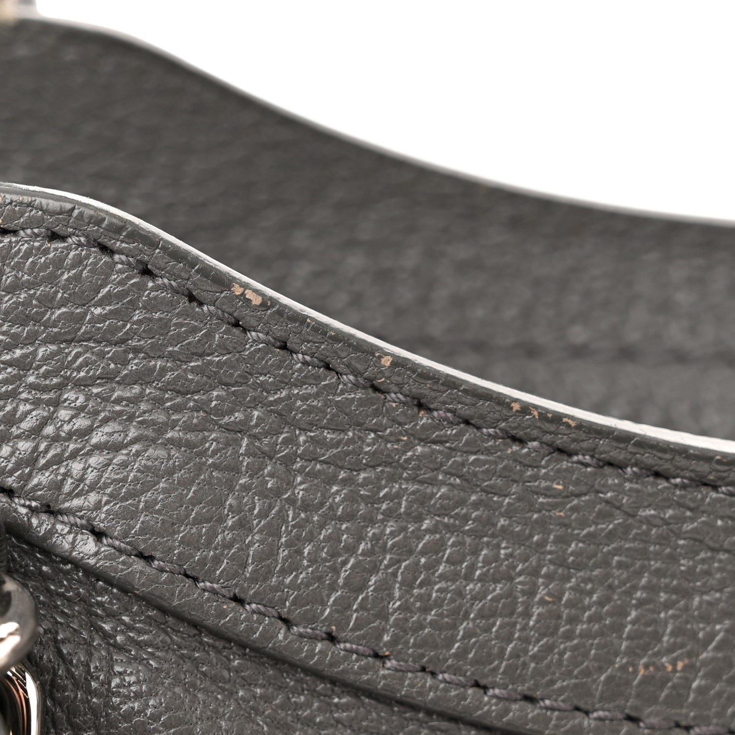 Chevre Silver Metallic Edge Hardware Mini City Gris Acier