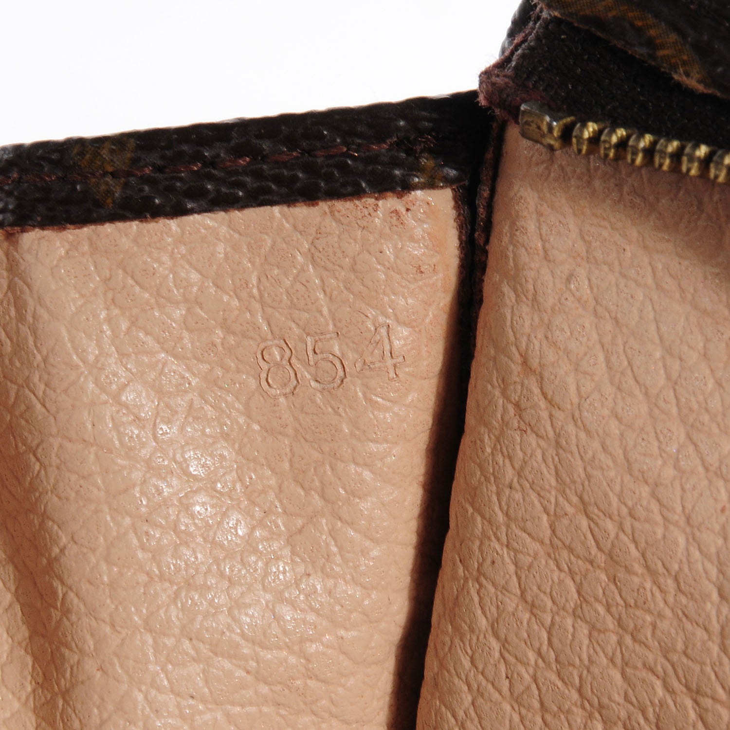 Louis Vuitton Monogram Toiletry Pouch 26 7 of 7