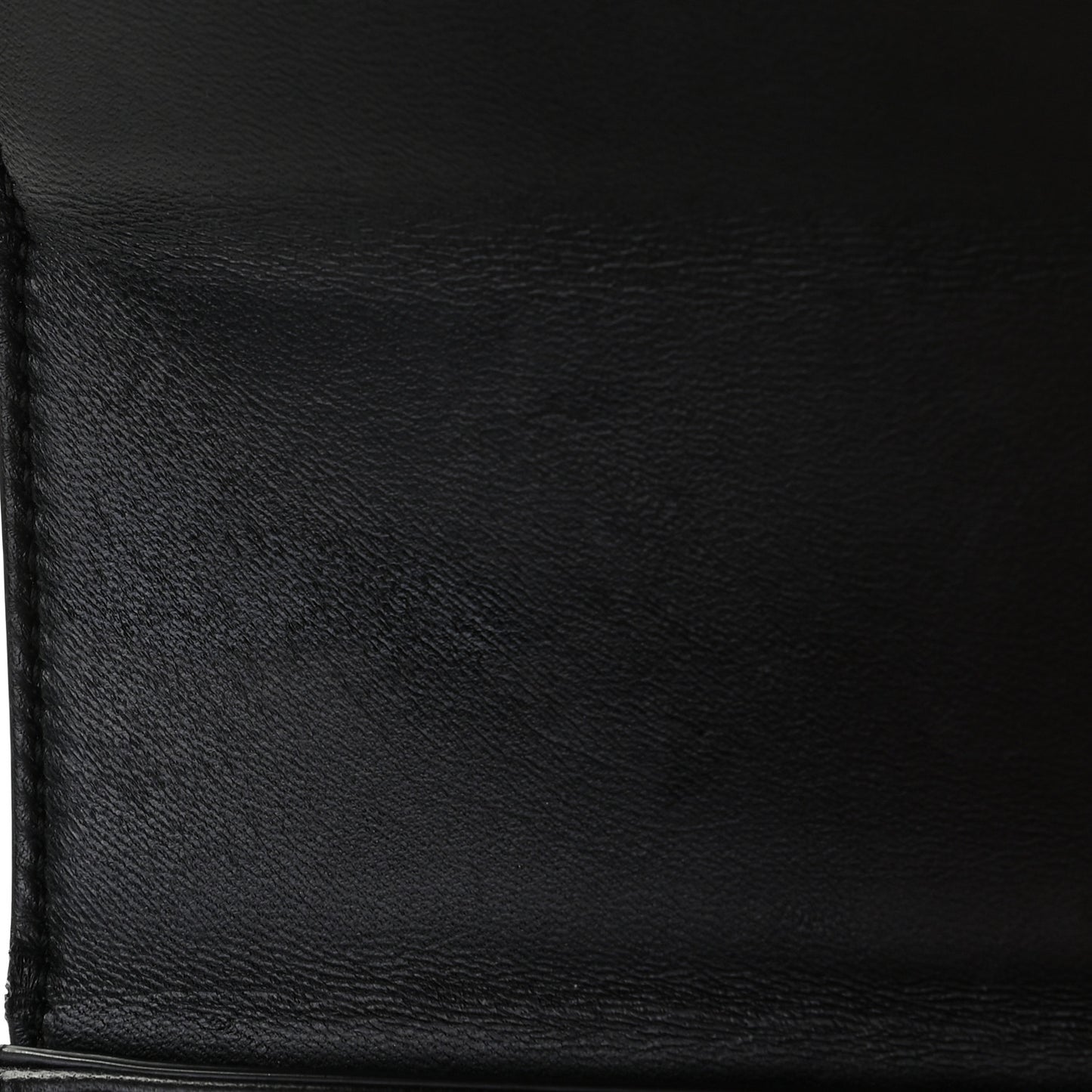 Box Calfskin 30 Montaigne Box Bag Black