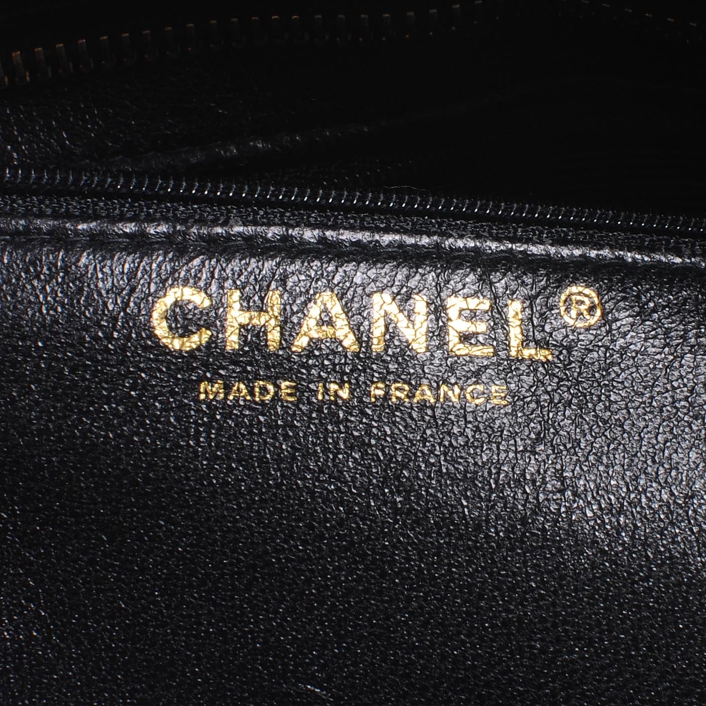 Caviar Medallion Tote Black