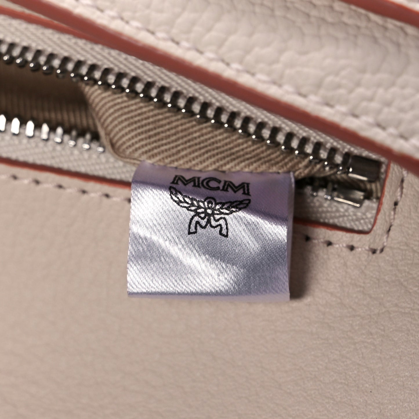 Calfskin Large Patricia Wallet On Chain Beige