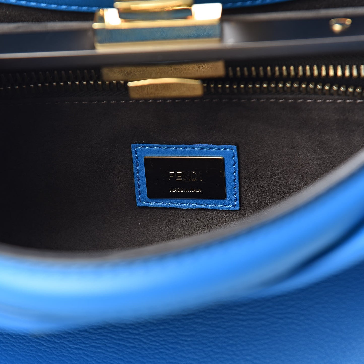 Vitello Seta Medium Peekaboo Iconic Satchel Blue Royal