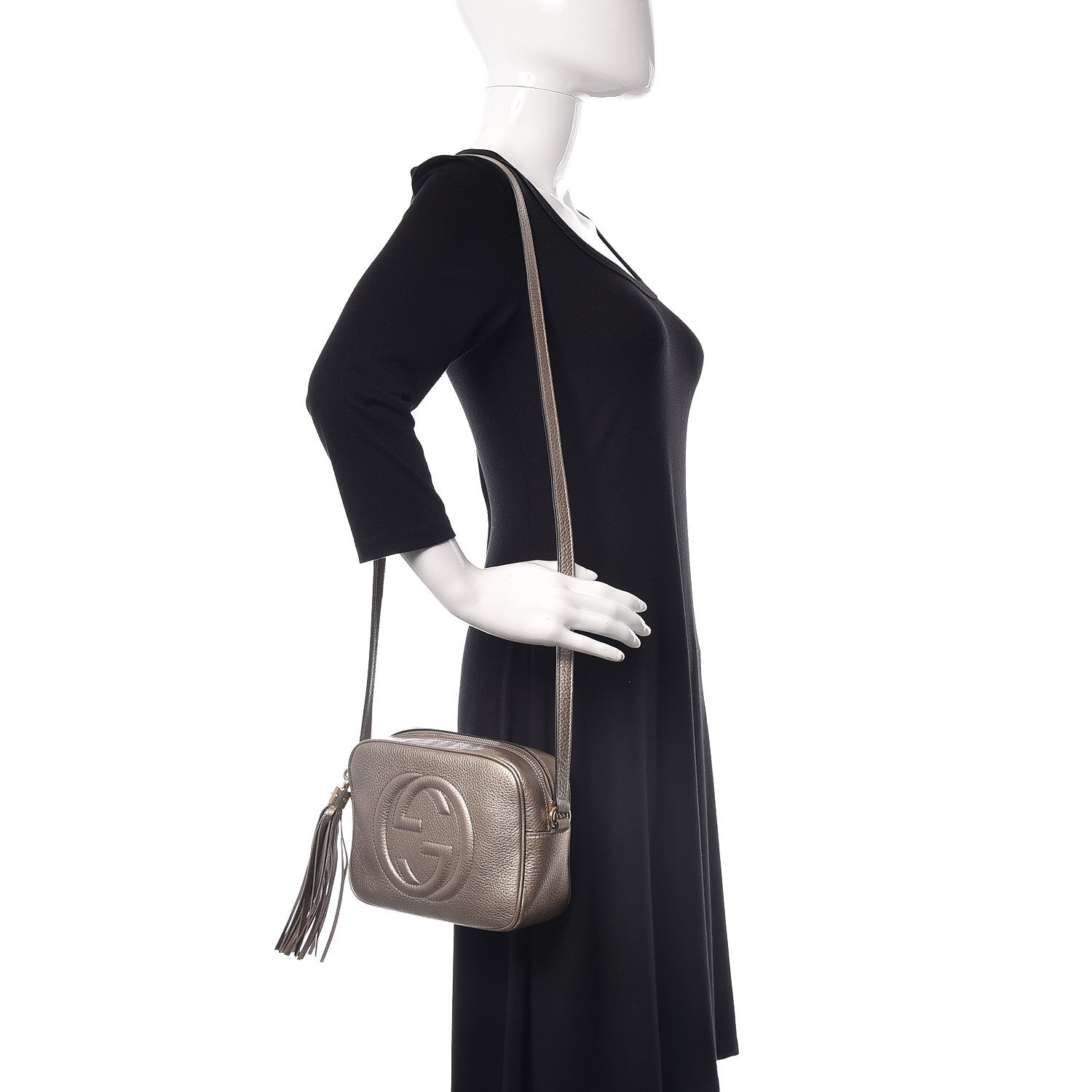 Gucci Metallic Pebbled Calfskin Small Soho Disco Bag Golden Beige 2 of 9