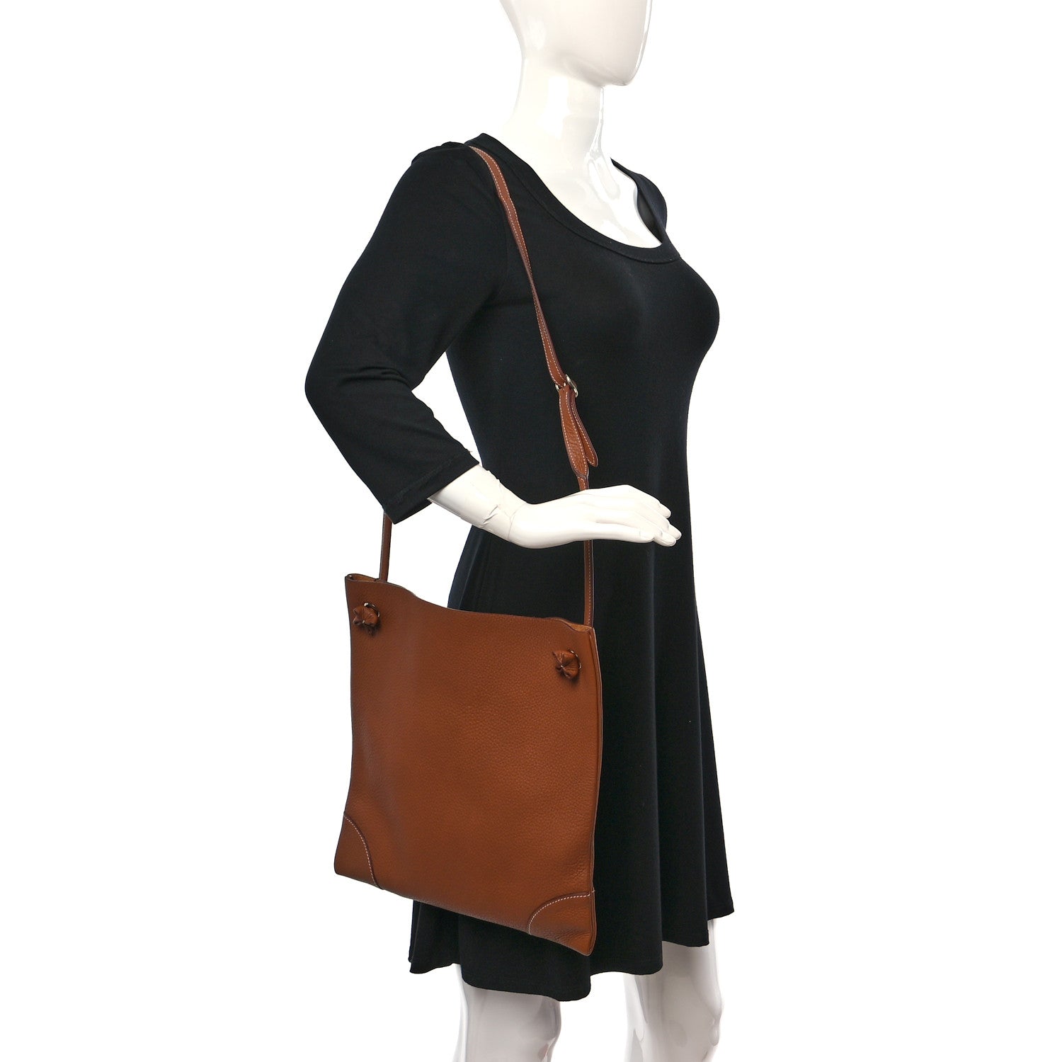 Hermes Taurillon Clemence Silkycity 33 Gold 2 of 8