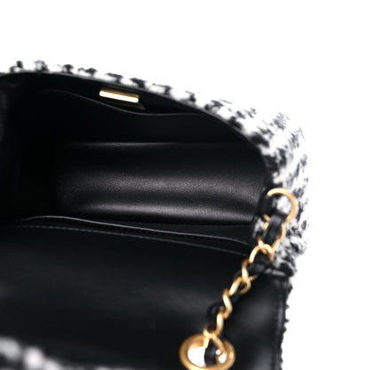 Chanel Tweed Houndstooth Mini Square Flap Black White 5 of 9