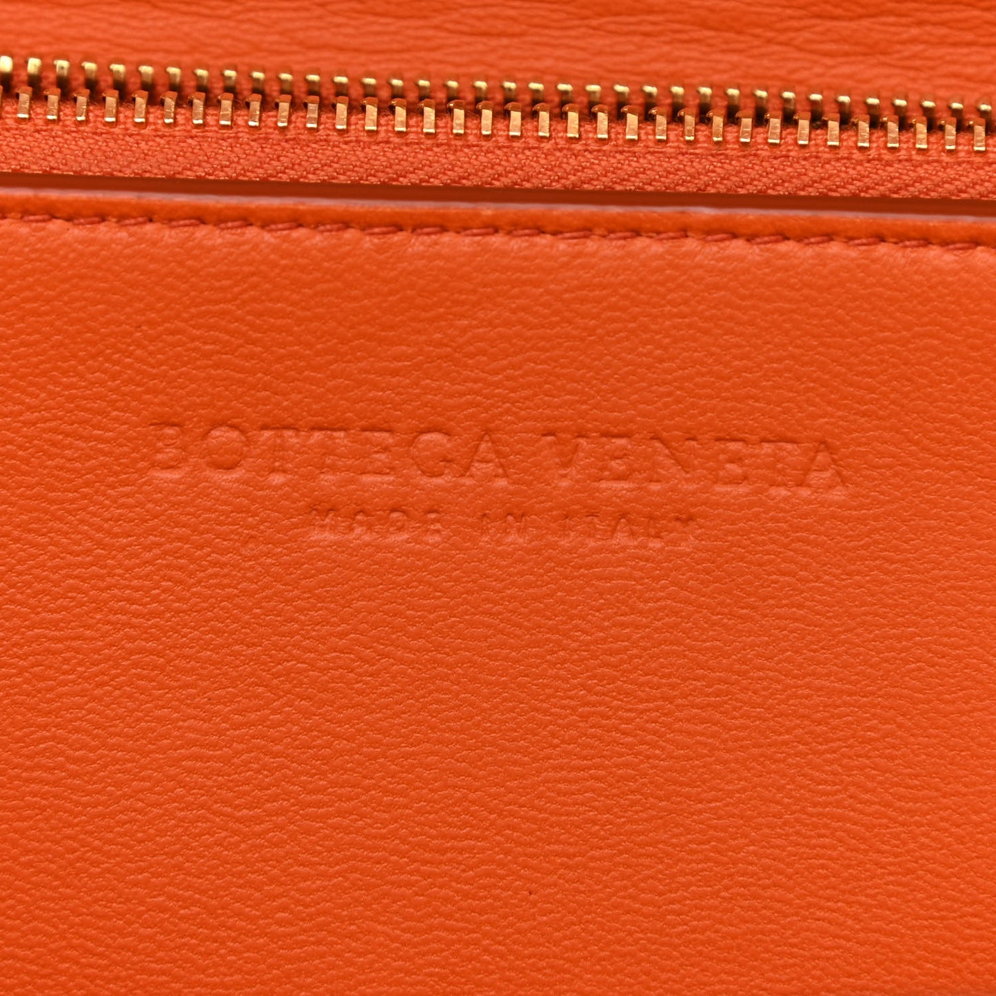 Spazzolato Calfskin Classic BV Classic Bag Orange