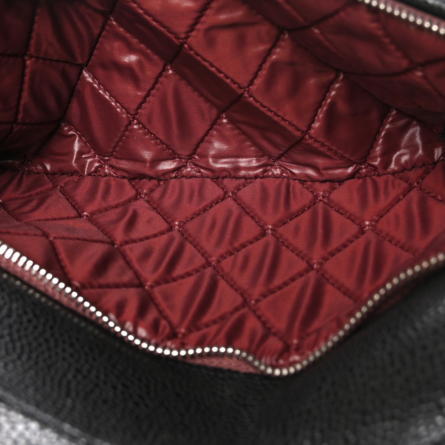 Caviar Quilted CC Beauty Clutch Black