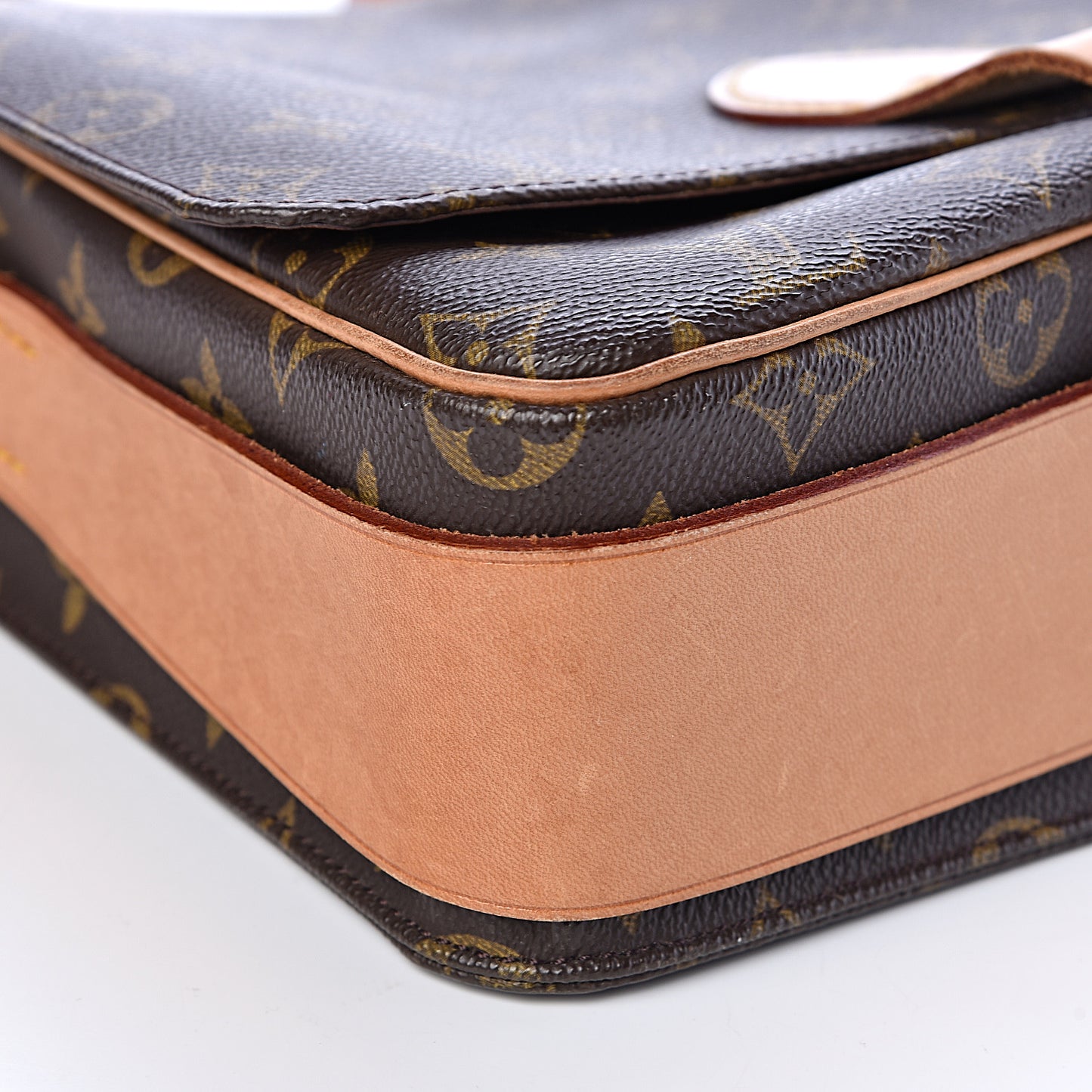 Monogram Cartouchiere 26