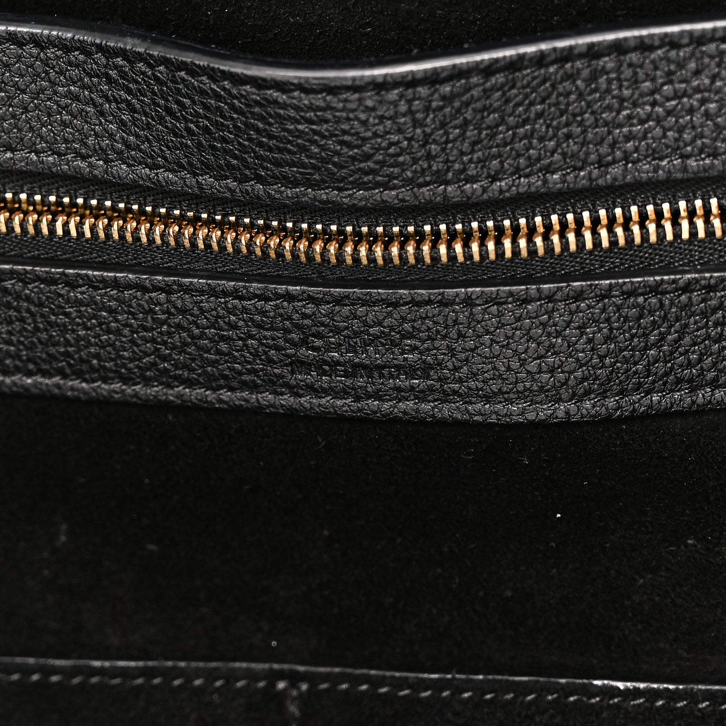 Soft Grained Calfskin Medium Belt Cabas Phantom Black