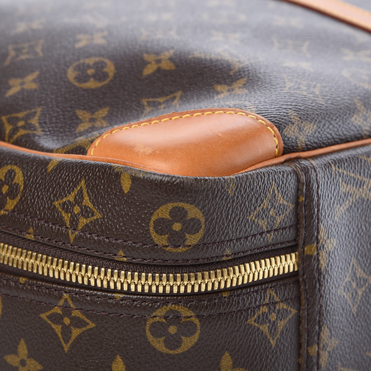 Louis Vuitton Monogram Sirius 50 27 of 28
