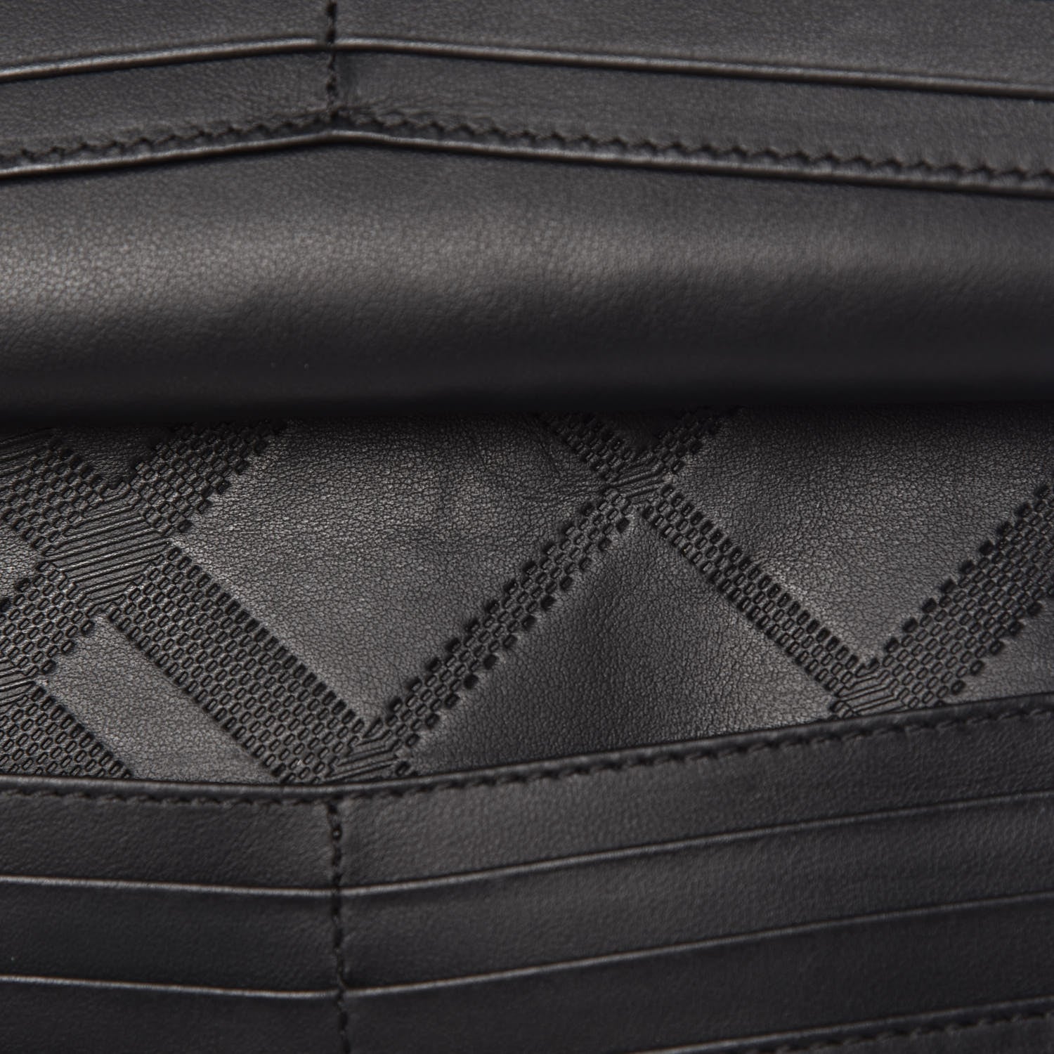 Burberry Signature Grain Calfskin Wallet Black 8 of 10