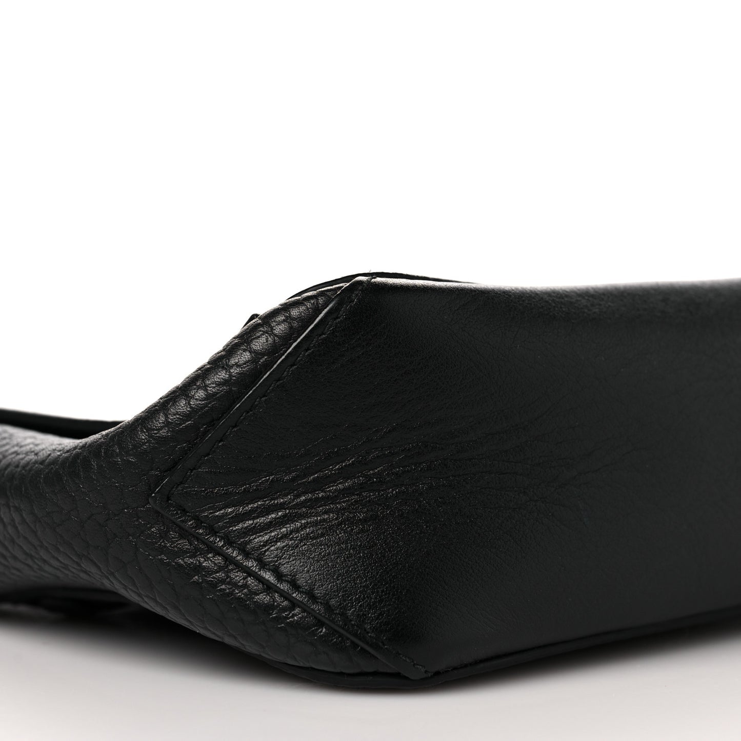 Pebbled Calfskin Extra Small Courier Black