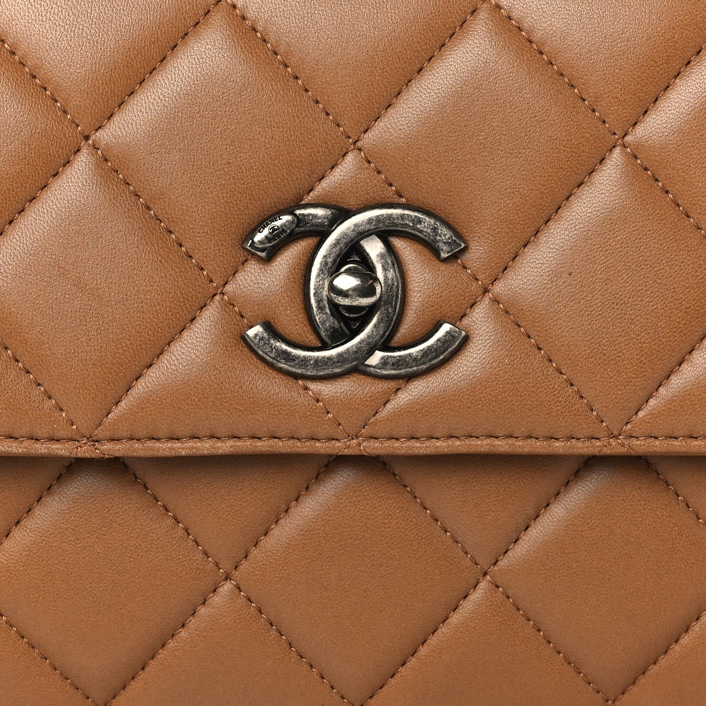 Lambskin Quilted Medium Trendy CC Flap Light Brown