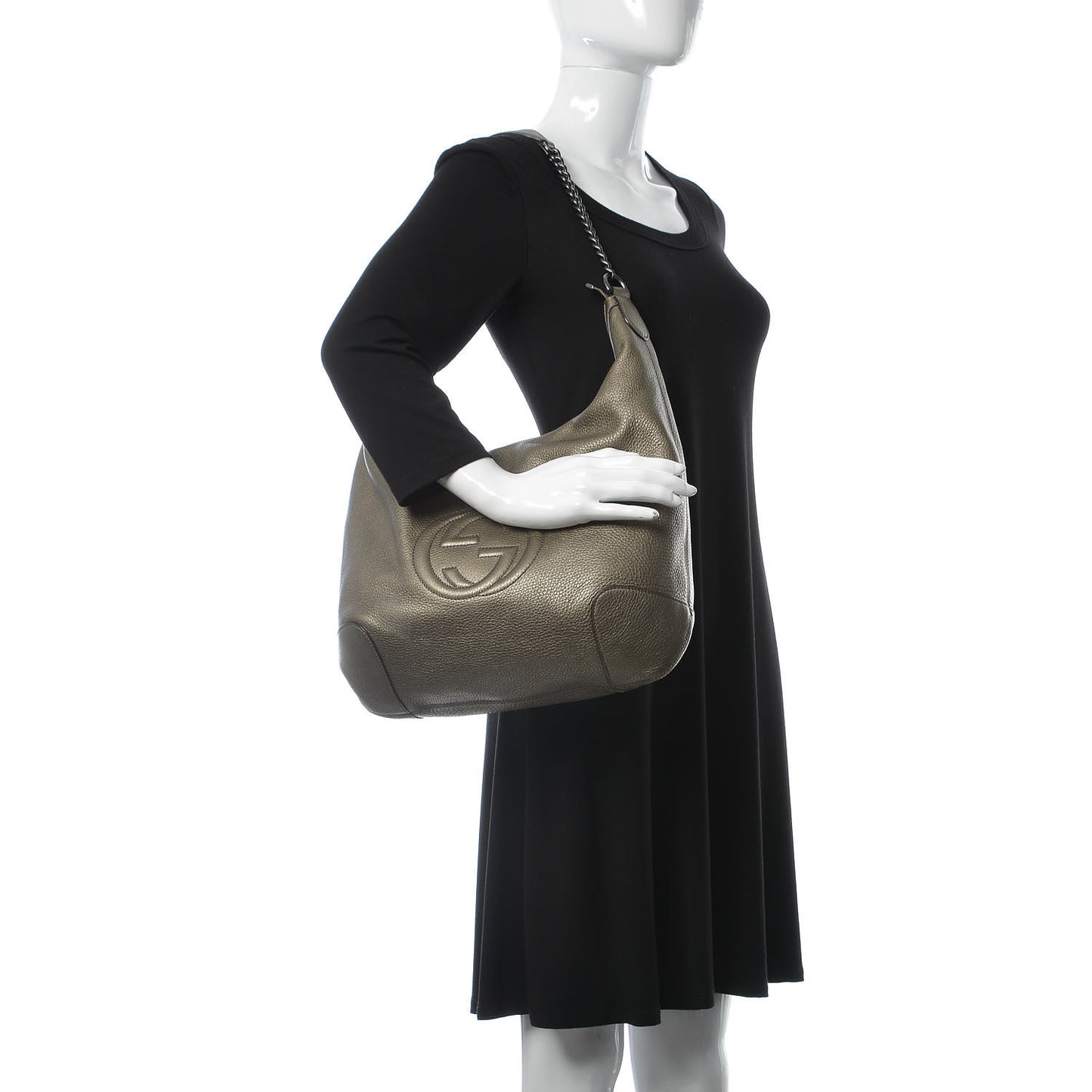 Metallic Pebbled Calfskin Medium Soho Chain Hobo Sasso